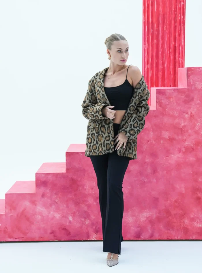Winter jacket with leopard print - Image 3