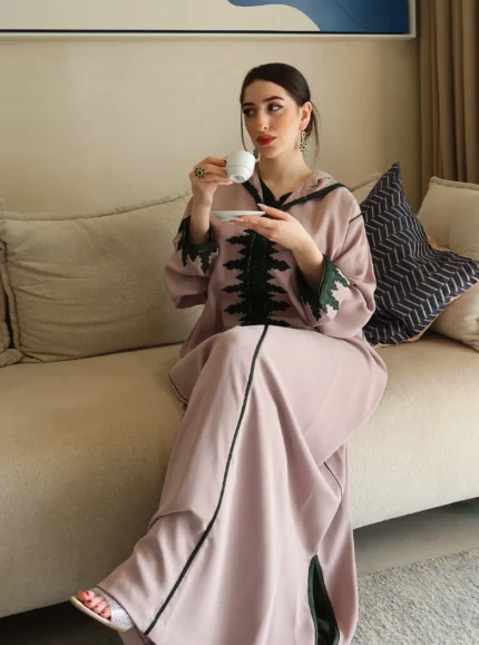 Jellaba Nude & Green Two Pieces